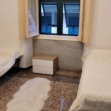 The Friend'S Hause Bed & Breakfast Genoa Bagian luar foto
